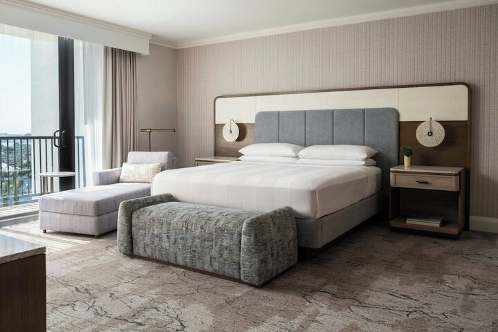 Fort Lauderdale Marriott Harbor Beach Resort & Spa