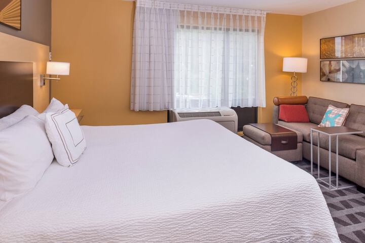 TownePlace Suites by Marriott Huntington