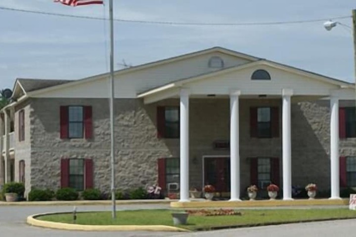 Patriot Inn - Register