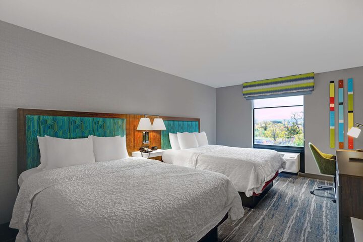 Hampton Inn Utica