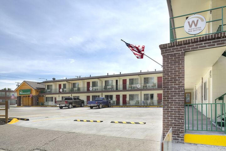 Hotel 7 of 38