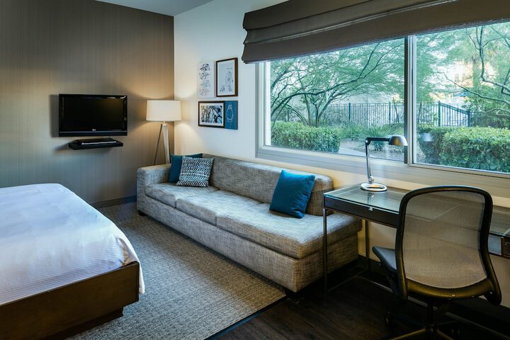 Room 15 of 29