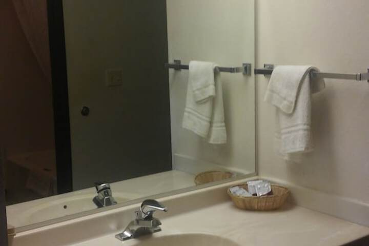Room 210 of 232