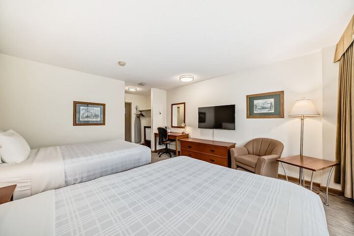 Room 53 of 116