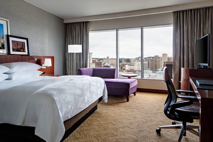 Room 44 of 150
