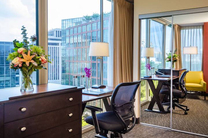 Room 40 of 64