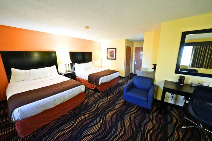 Rock Island Inn & Suites Streator IL