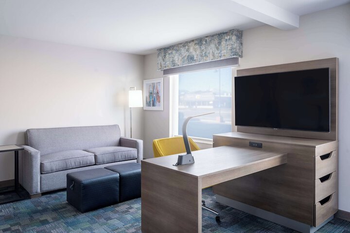 Room 16 of 39
