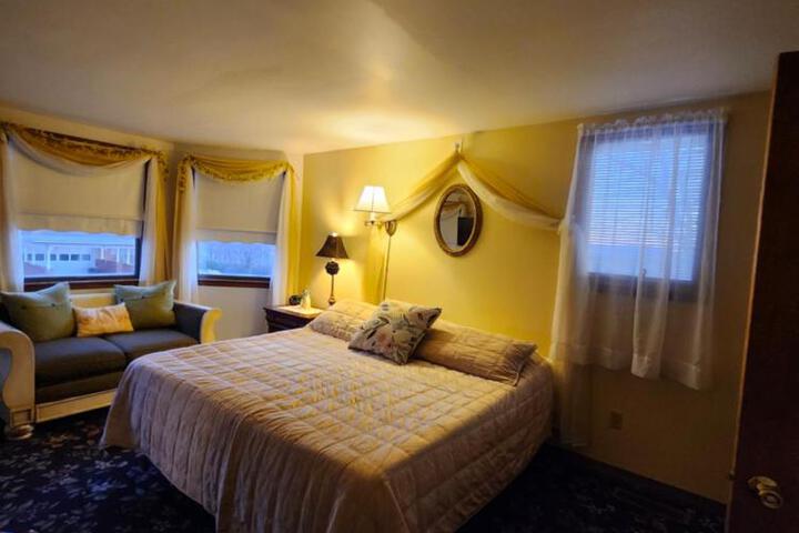 The White Birch Inn
