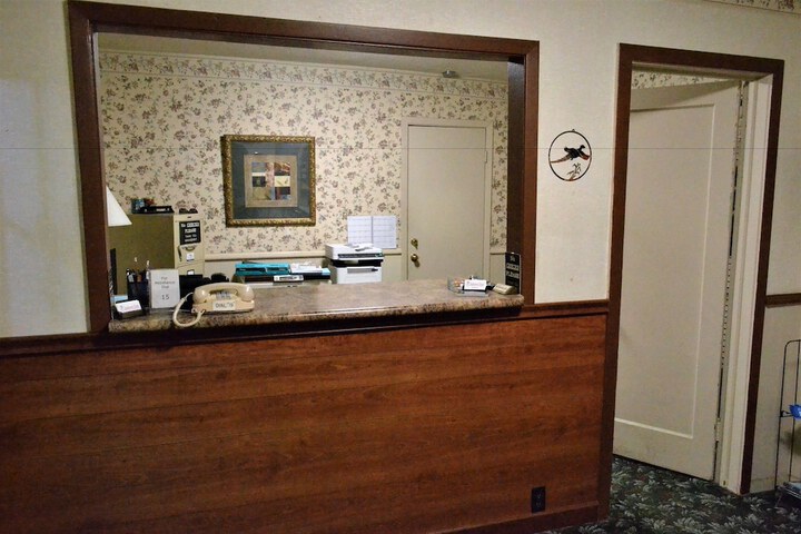 Hotel Interior 12 of 81