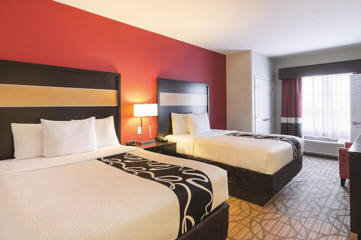 La Quinta Inn & Suites by Wyndham Fargo-Medical Center
