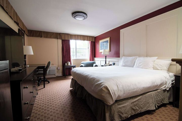 Room 93 of 113