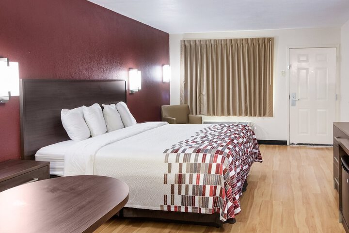Room 16 of 36