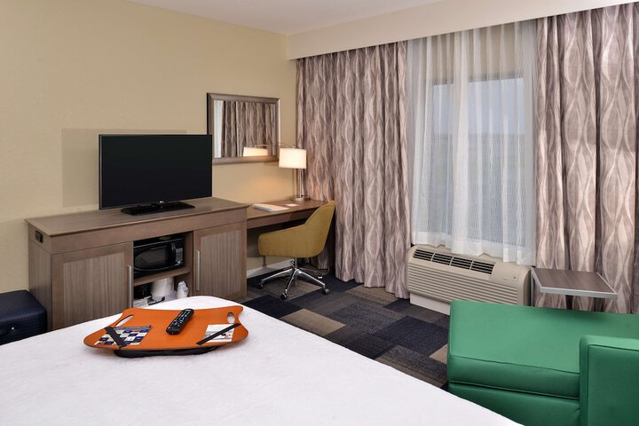 Room 14 of 38