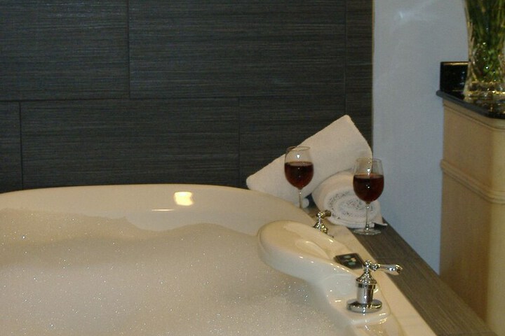 Hot Tub 66 of 70