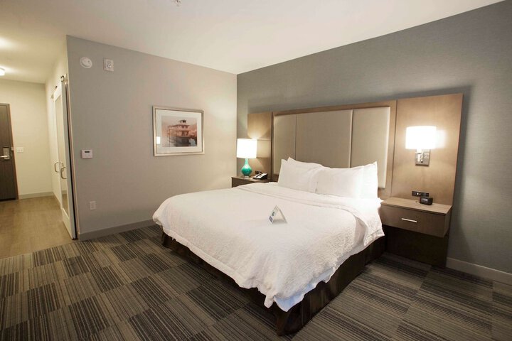 Room 26 of 81