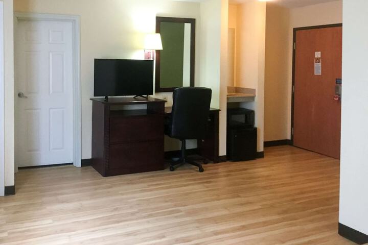 Room 15 of 19