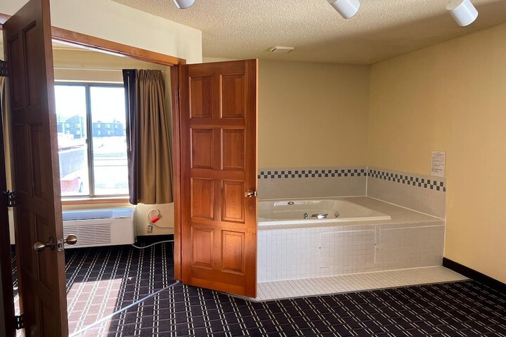 Room 17 of 44