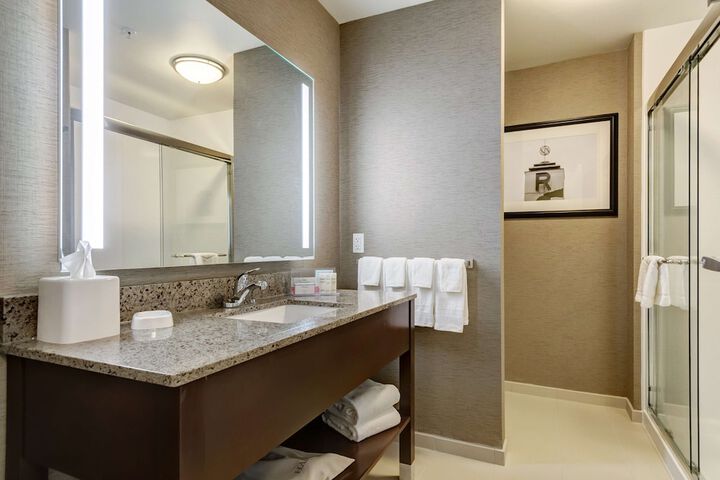 Room 15 of 43