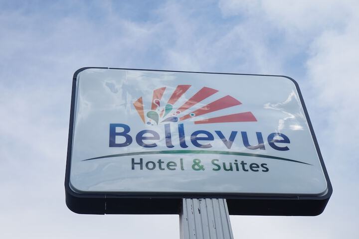Hotel 7 of 90