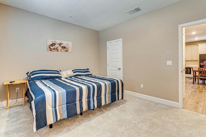 7 Mi to Folsom Lake: Sacramento Area Apartment
