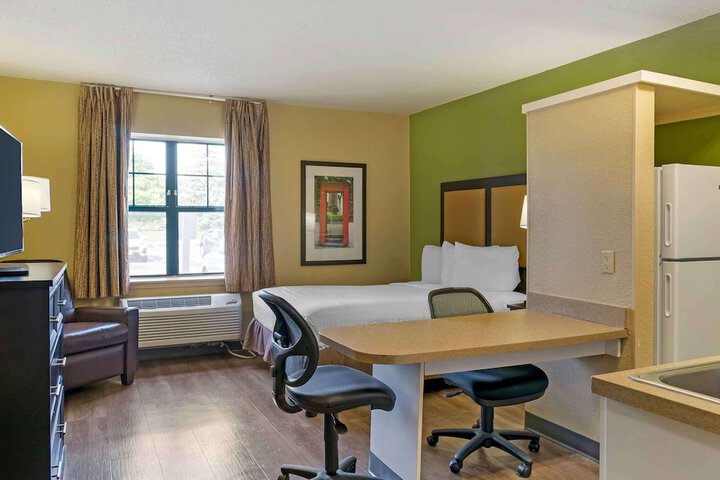 Extended Stay America Suites Detroit Madison Heights