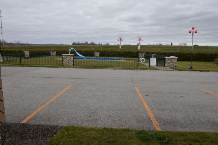 Property Grounds 32 of 33