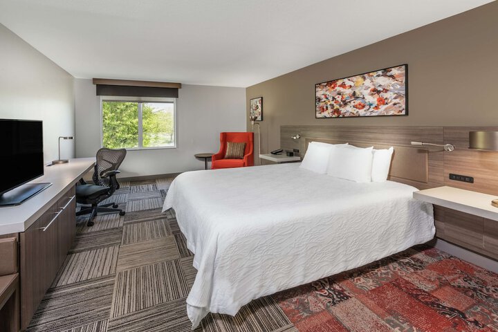Room 8 of 53