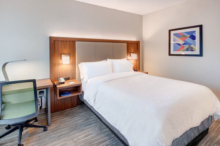 Room 10 of 47