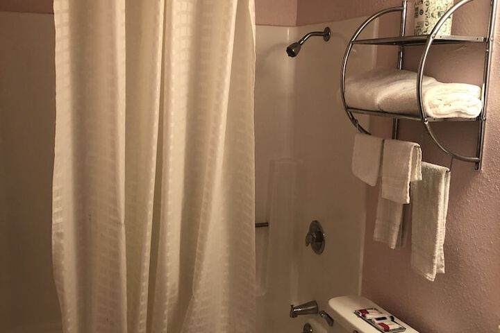 Room 21 of 31