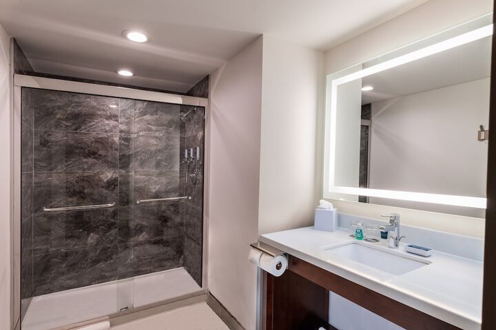 Room 19 of 29
