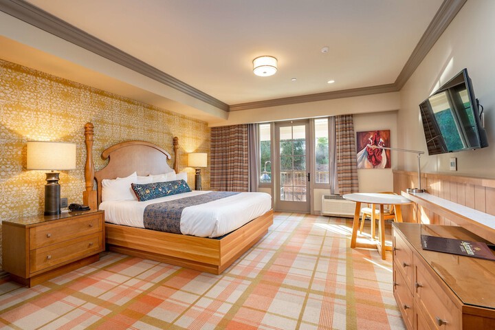 Room 10 of 21