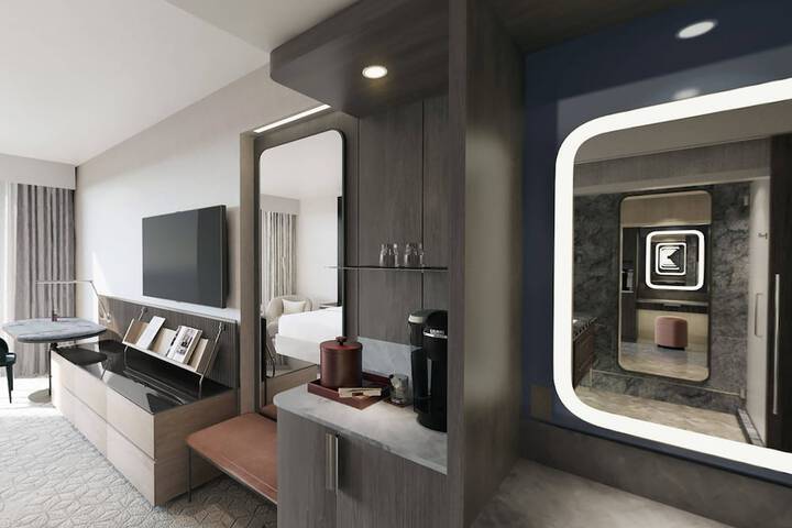 Room 40 of 84