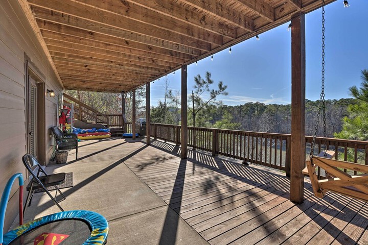 Lake Mitchell Vacation Home w / Dock & Water Slide