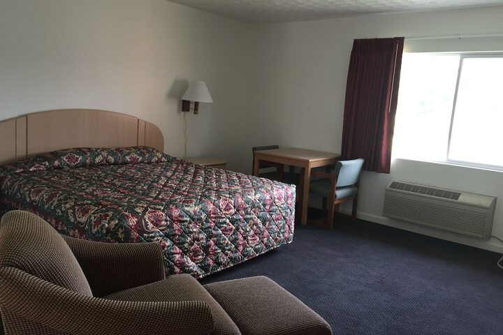 Room 22 of 25