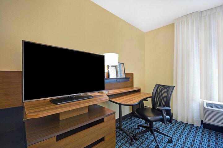 Room 26 of 48