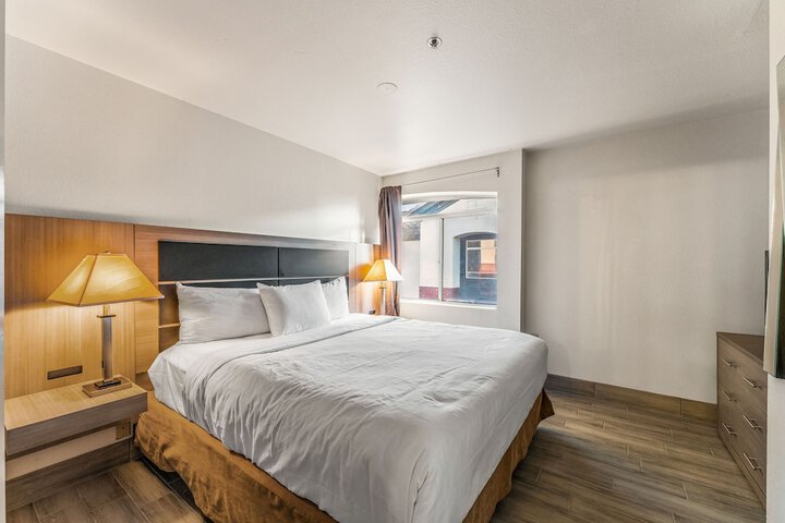 Metro Chandler Extended Stay
