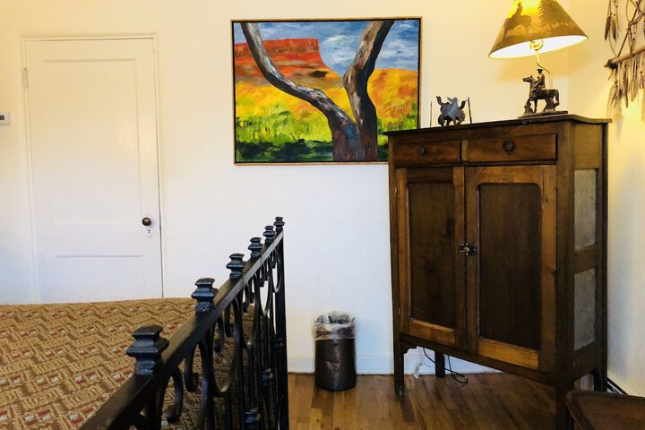 Room 34 of 80