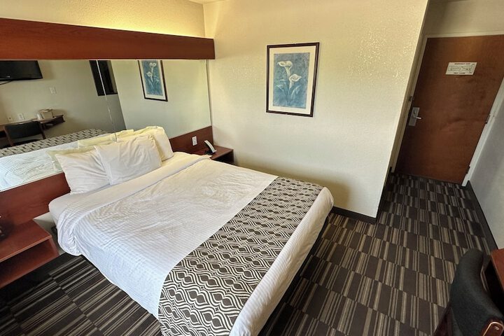 Microtel Inn & Suites by Wyndham Miami