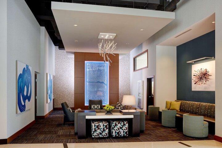 Hyatt Place Arlington / Courthouse Plaza