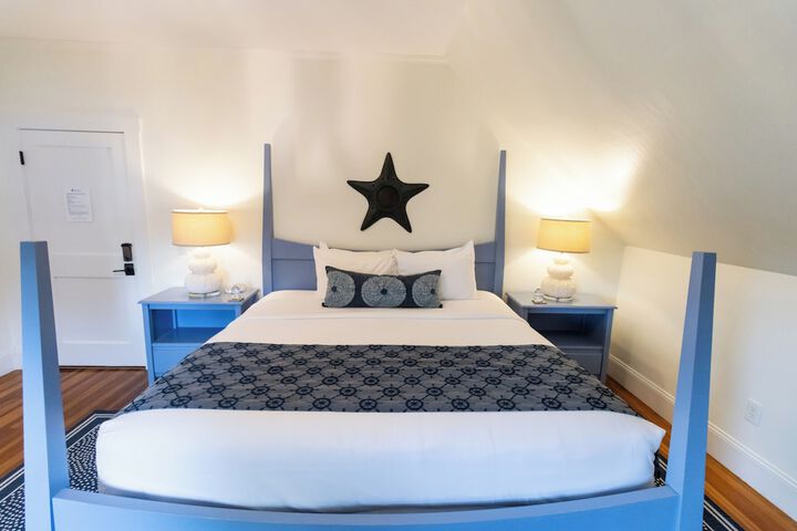 Room 26 of 69