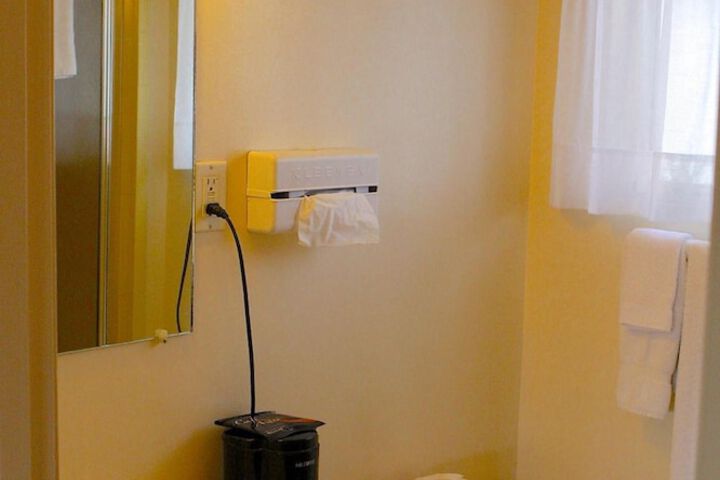 Room 36 of 54