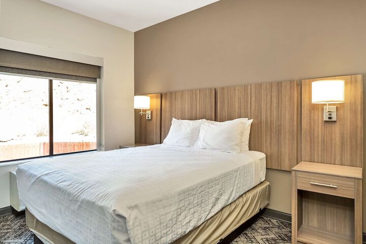 Room 42 of 69
