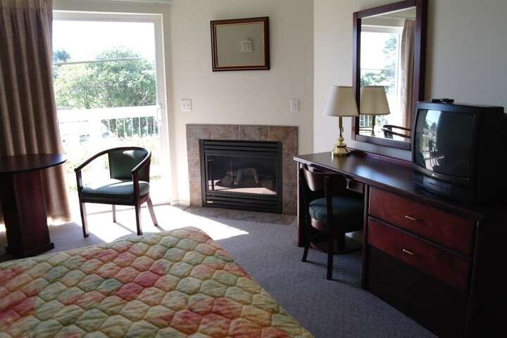 Room 19 of 25