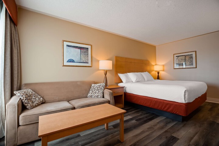 Room 16 of 24