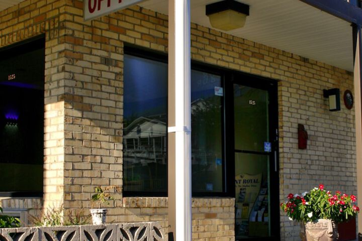 Relax Inn Motel
