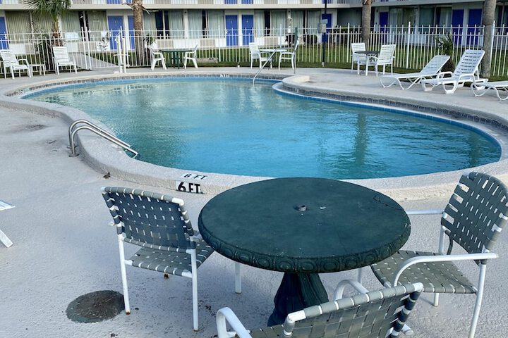 Pool 8 of 52