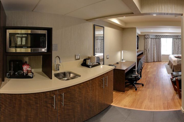 Hotel Strata