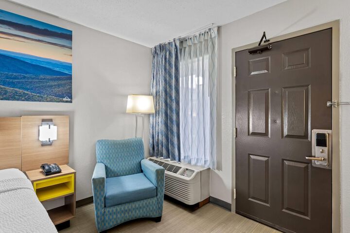 Days Inn by Wyndham Chattanooga / Hamilton Place