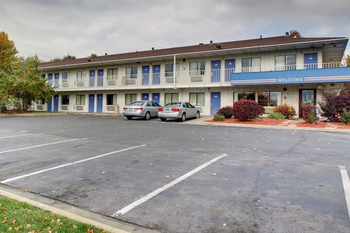 Hotel 3 of 38
